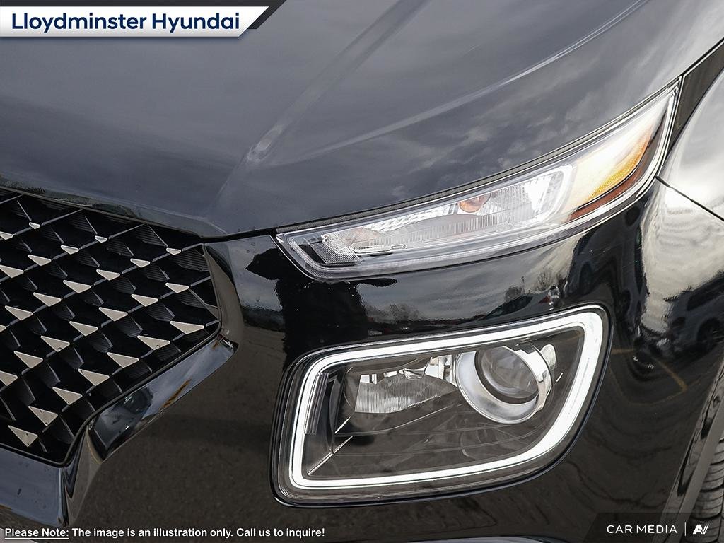 2025 Hyundai Venue Ultimate in Lloydminster, Saskatchewan - 10 - w1024h768px