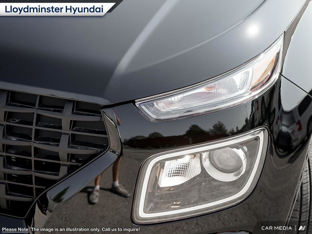 2025 Hyundai Venue Preferred in Lloydminster, Saskatchewan - 10 - w1024h768px