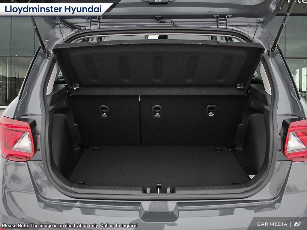 2025 Hyundai Venue Preferred in Lloydminster, Saskatchewan - 7 - w1024h768px