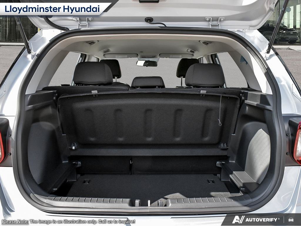 2025 Hyundai Venue Essential in Lloydminster, Saskatchewan - 7 - w1024h768px