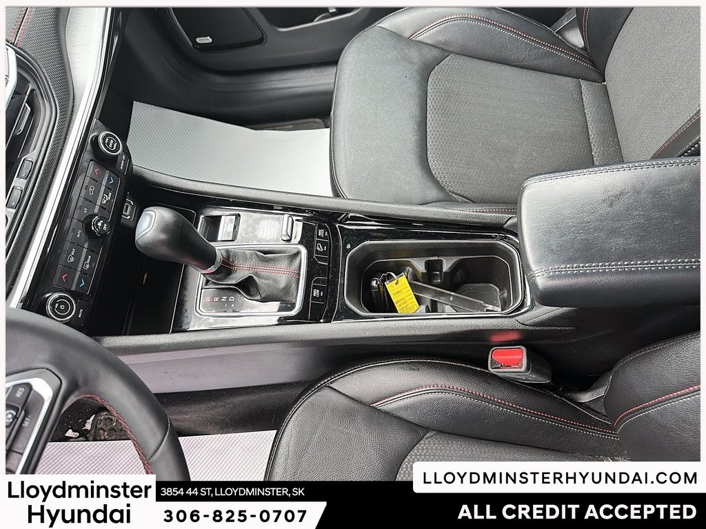 2024 Jeep Compass Trailhawk in Lloydminster, Saskatchewan - 13 - w1024h768px