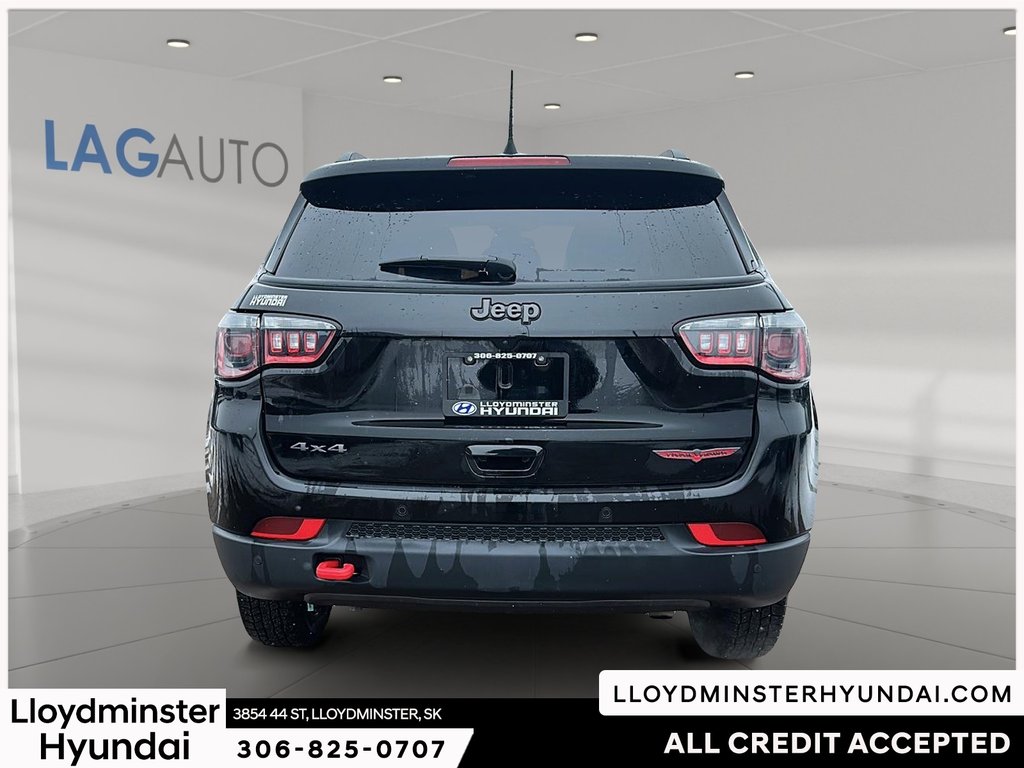 2024 Jeep Compass Trailhawk in Lloydminster, Saskatchewan - 6 - w1024h768px