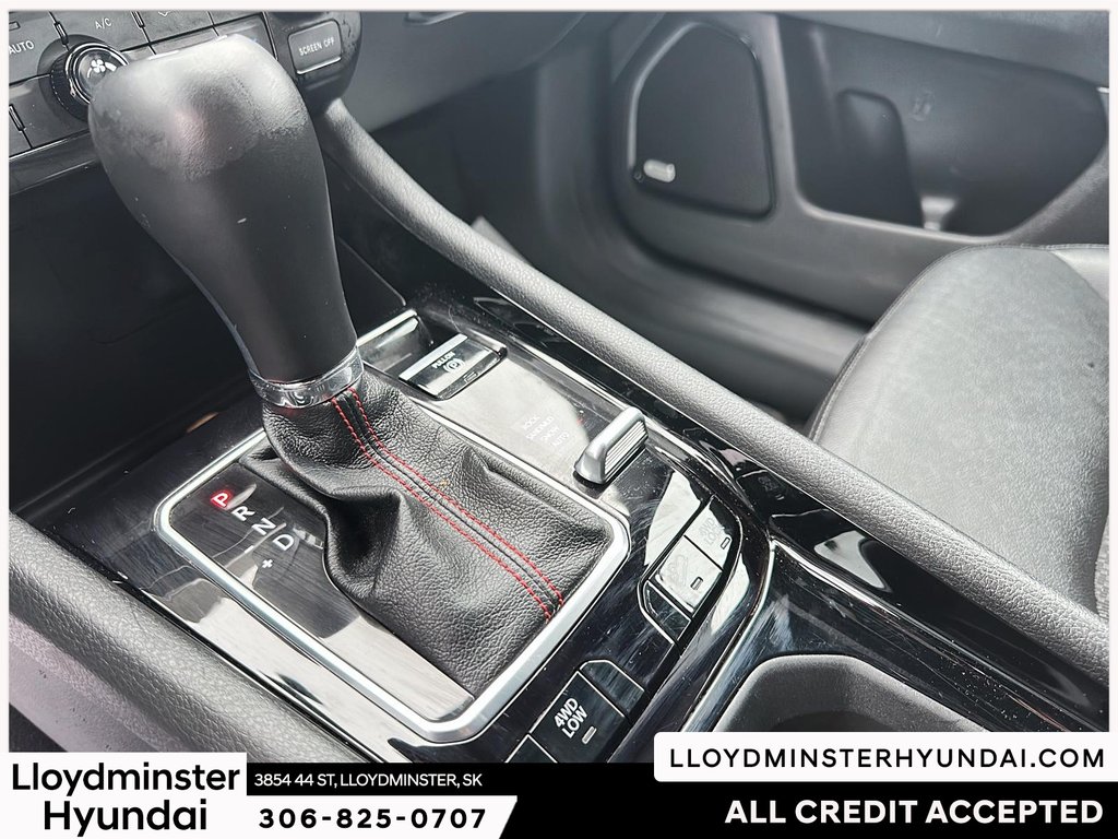 2024 Jeep Compass Trailhawk in Lloydminster, Saskatchewan - 18 - w1024h768px
