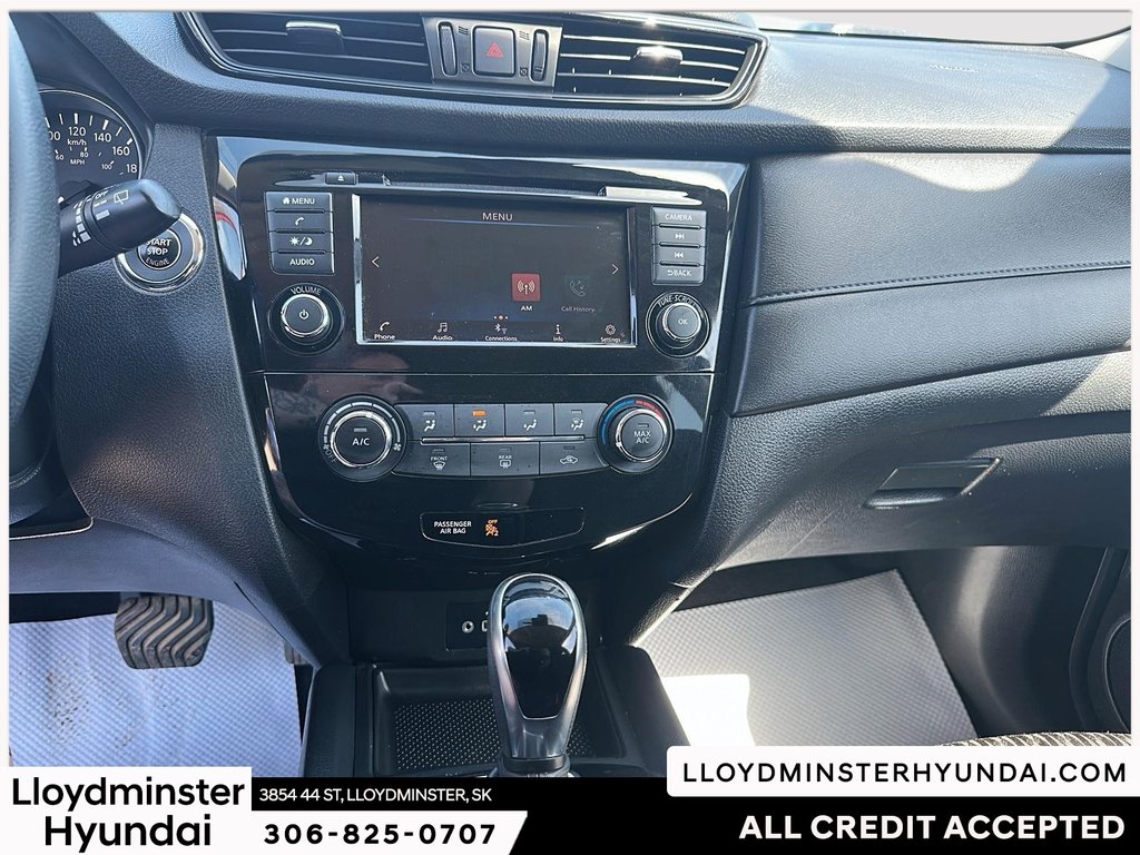 2020 Nissan Rogue SV in Lloydminster, Saskatchewan - 20 - w1024h768px
