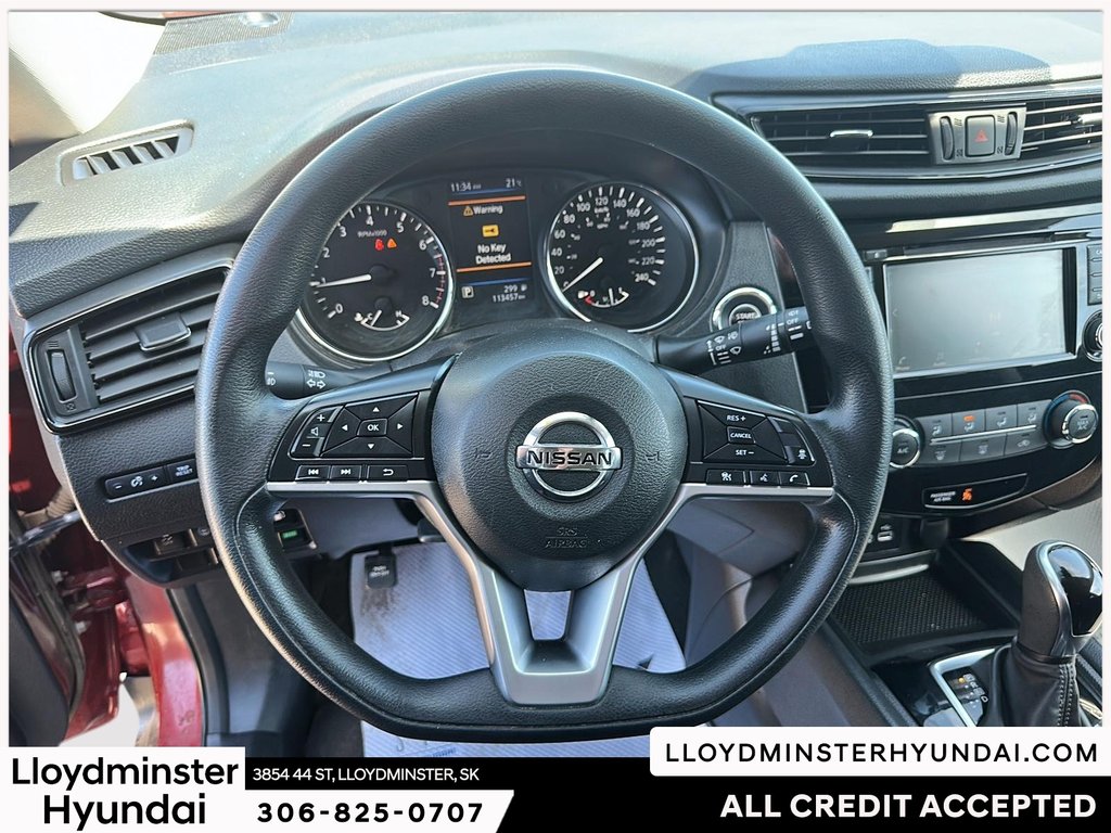 2020 Nissan Rogue SV in Lloydminster, Saskatchewan - 14 - w1024h768px