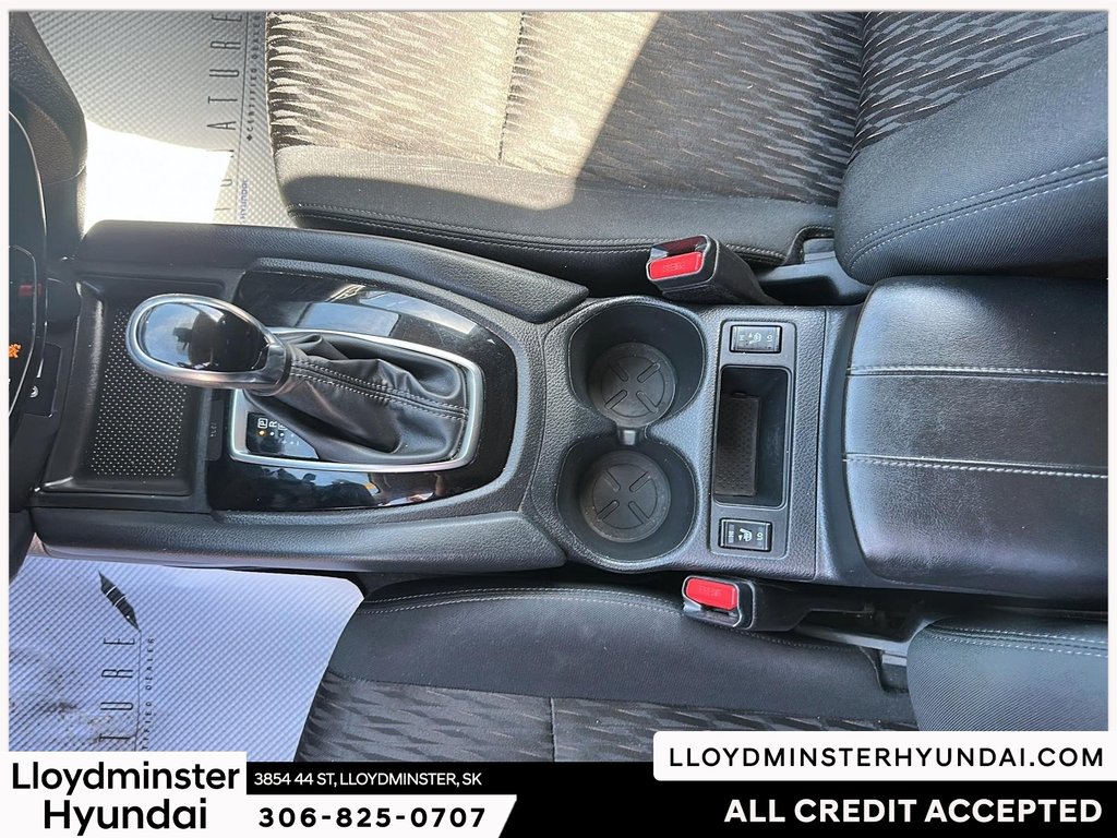 2020 Nissan Rogue SV in Lloydminster, Saskatchewan - 12 - w1024h768px