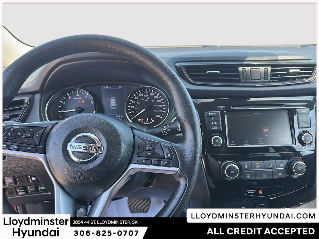 2020 Nissan Rogue SV in Lloydminster, Saskatchewan - 16 - w1024h768px