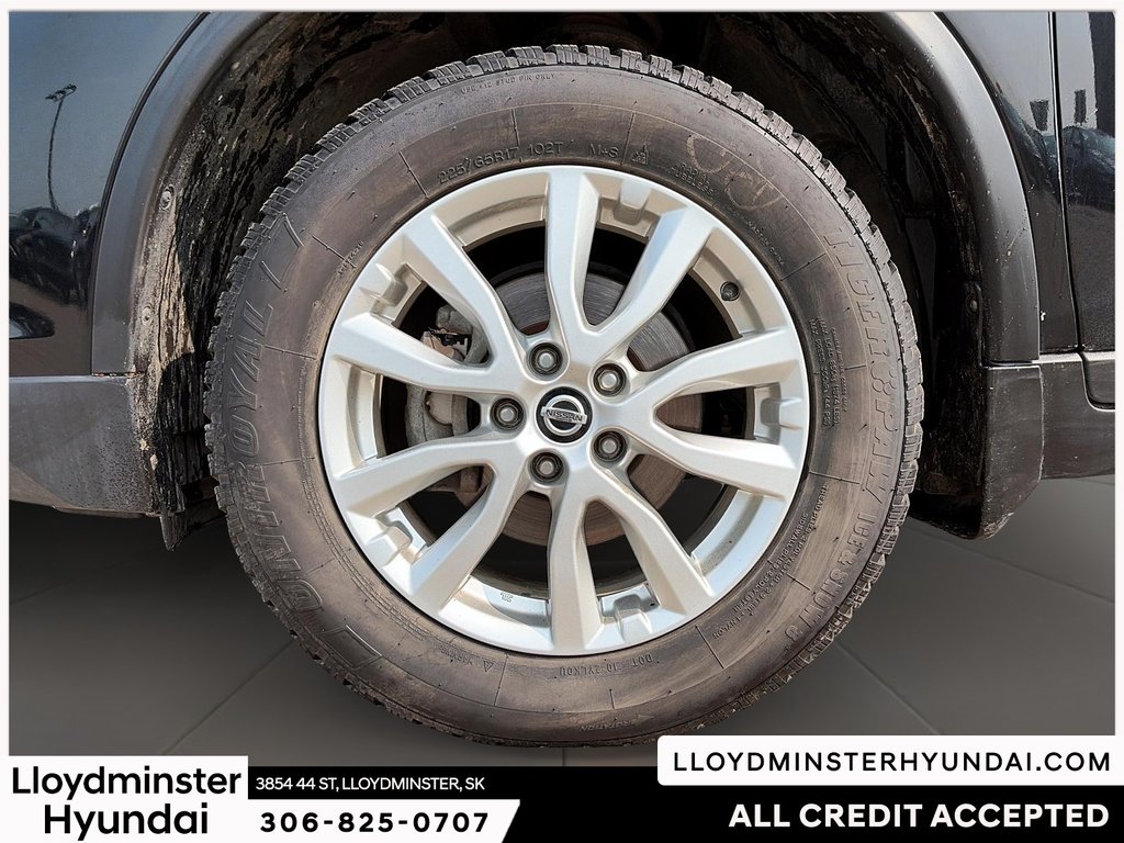 2020 Nissan Rogue SV in Lloydminster, Saskatchewan - 10 - w1024h768px