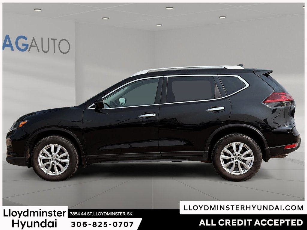 2020 Nissan Rogue SV in Lloydminster, Saskatchewan - 8 - w1024h768px