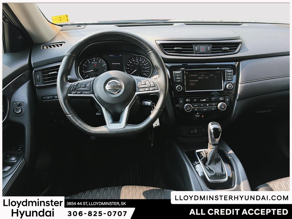 2020 Nissan Rogue SV in Lloydminster, Saskatchewan - 13 - w1024h768px