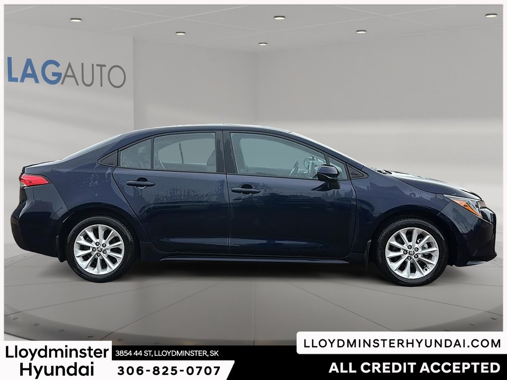 2022 Toyota Corolla LE in Lloydminster, Saskatchewan - 4 - w1024h768px