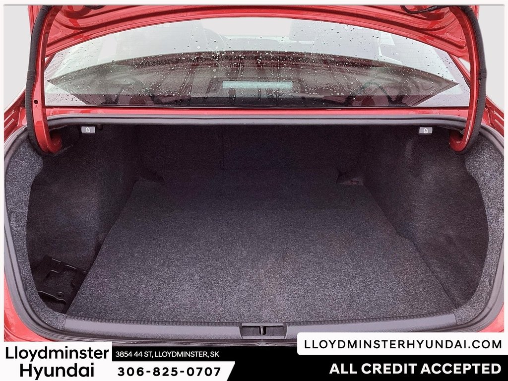 2021 Volkswagen Passat Highline in Lloydminster, Saskatchewan - 8 - w1024h768px
