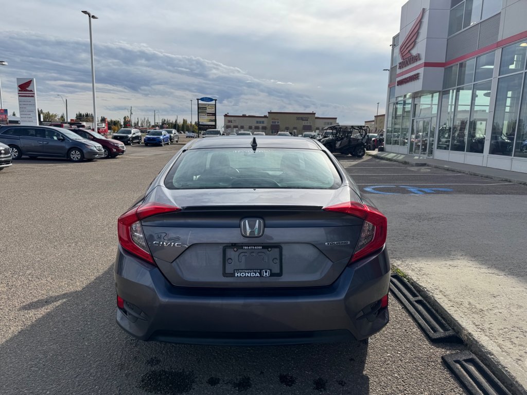 2016  Civic Sedan Touring in Lloydminster, Saskatchewan - 4 - w1024h768px