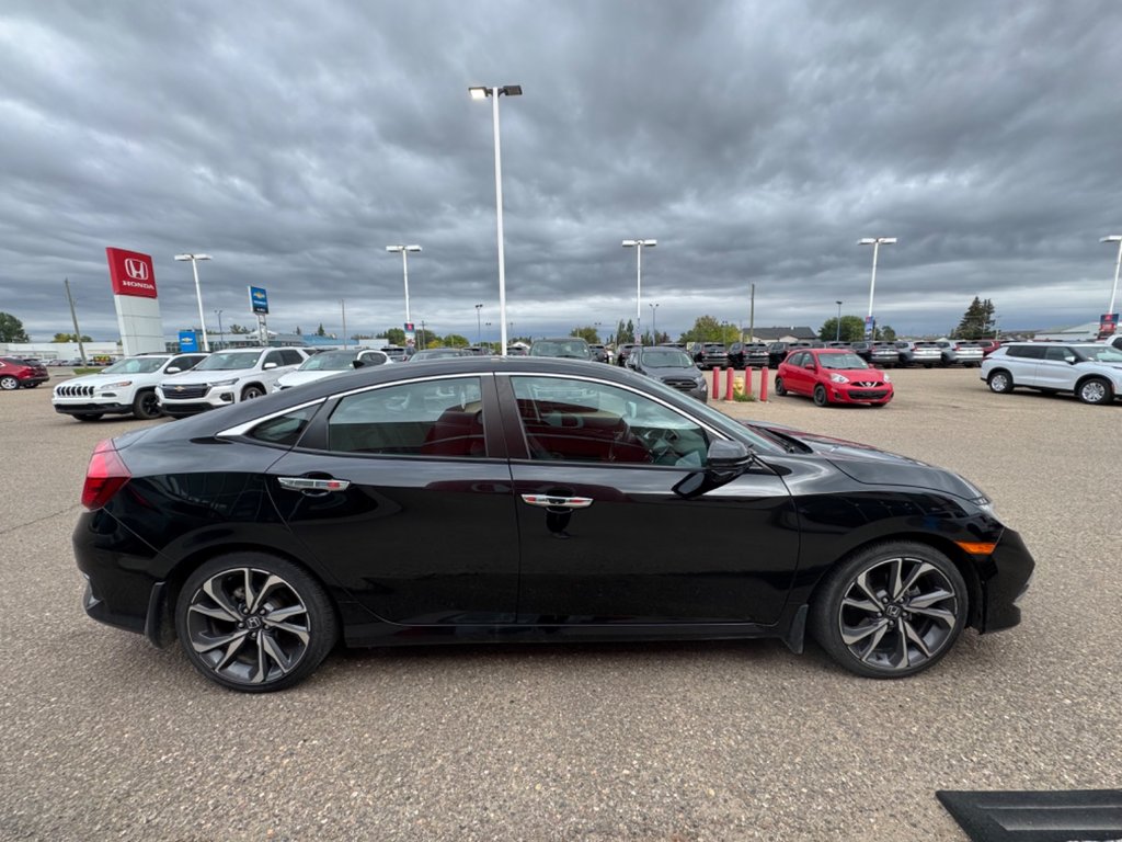 2020  Civic Sedan Touring in Lloydminster, Saskatchewan - 6 - w1024h768px