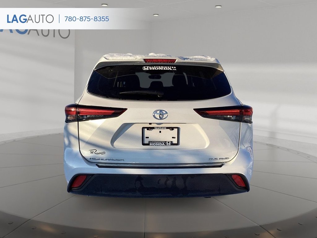 2024 Toyota Highlander XLE in Lloydminster, Saskatchewan - 28 - w1024h768px