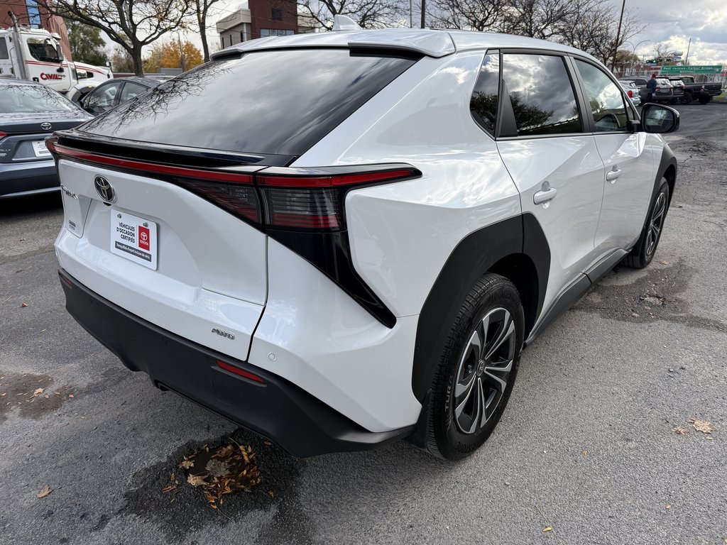 Toyota bZ4X XLE 2023-5