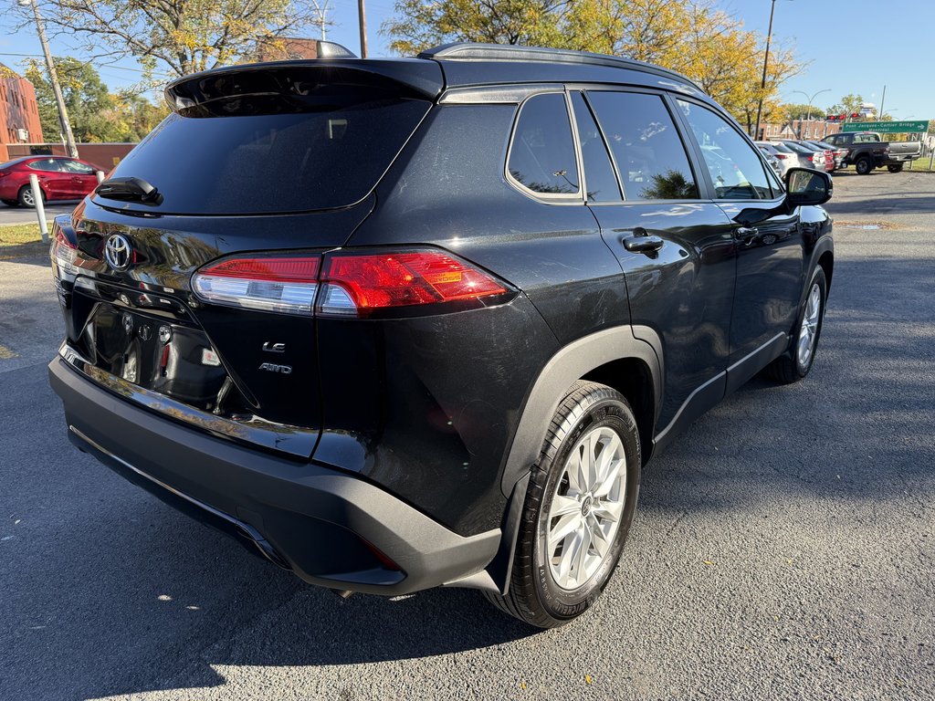 Toyota Corolla Cross LE 2023-5