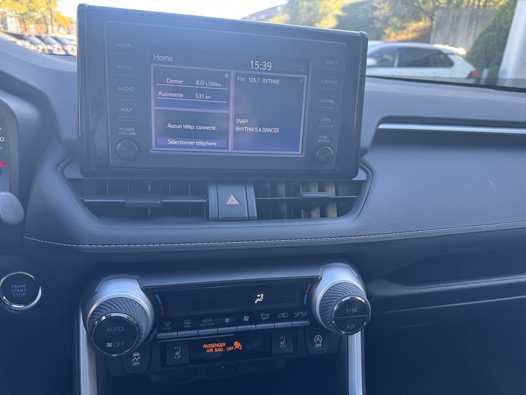 Toyota RAV4 XLE 2021-7