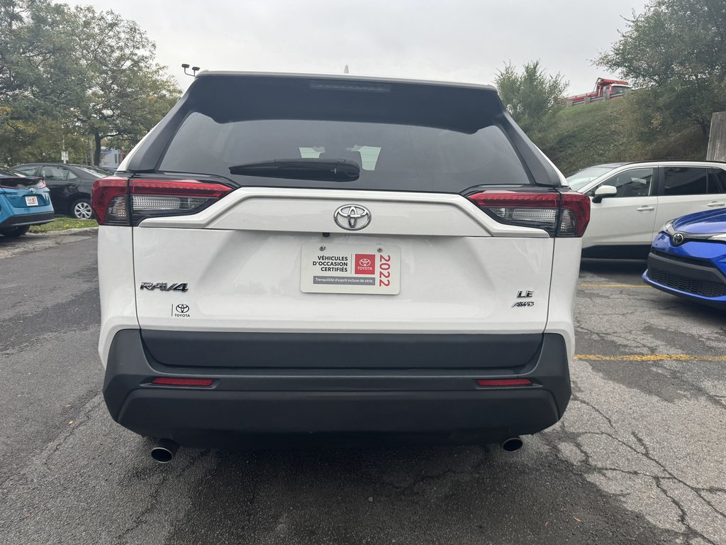 Toyota RAV4 LE 2022-3