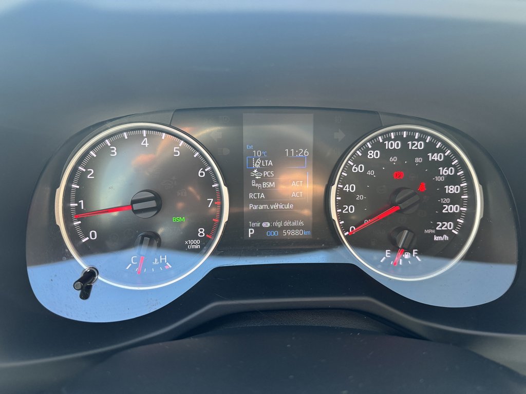 Toyota RAV4 XLE 2022-4