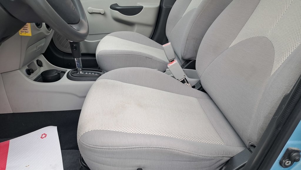 Hyundai Accent Auto GLS 2009-7