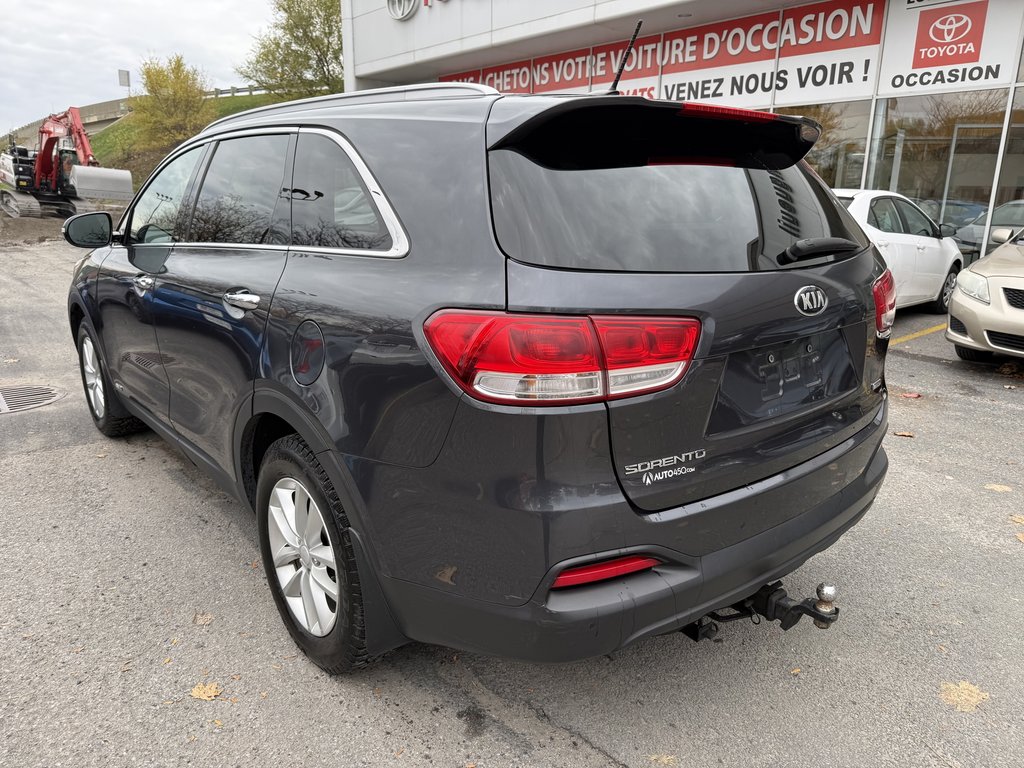 2016 Kia Sorento 2.0L Turbo LX+-3