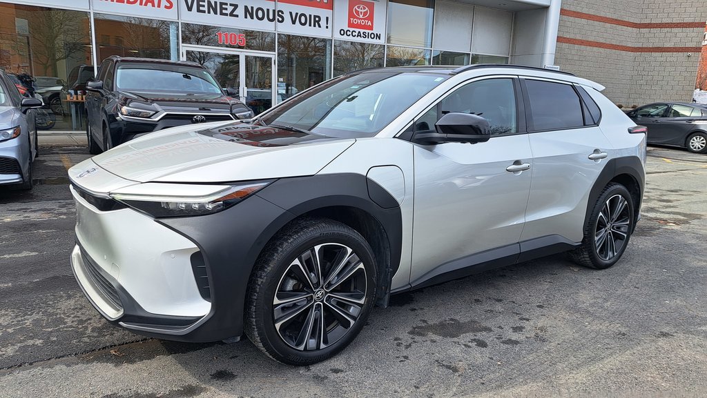 Toyota bZ4X XLE 2023-0