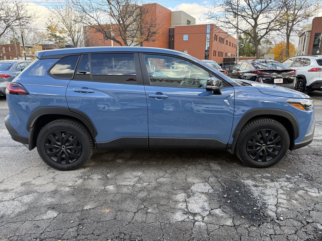 Toyota Corolla Cross LE 2026-6