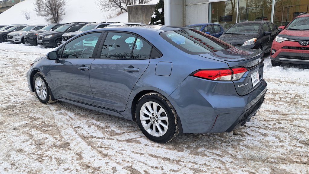 Toyota Corolla SE 2022-4