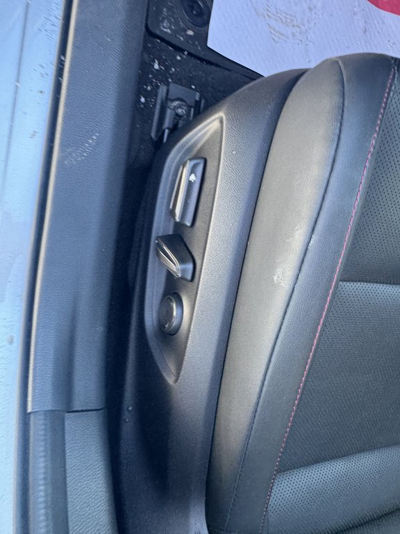 2023 Toyota Prius Prime XSE-2