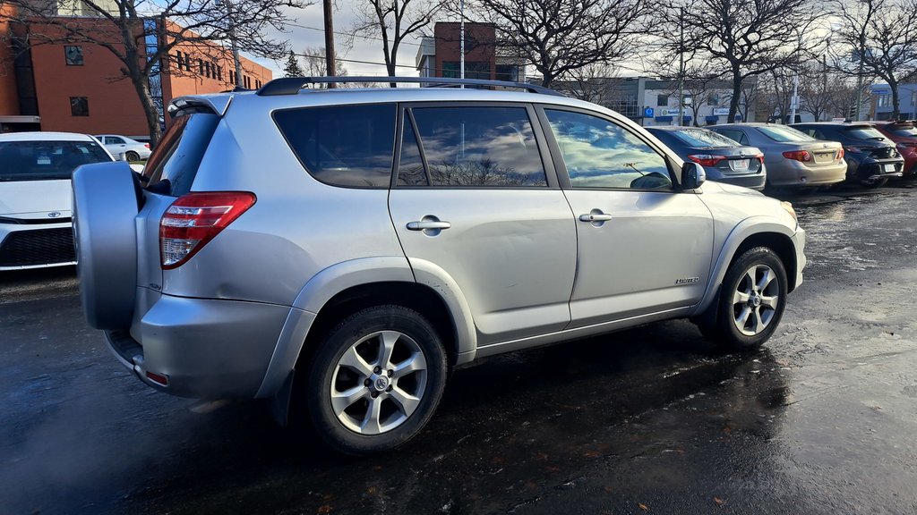 Toyota RAV4 Limited 2009-3