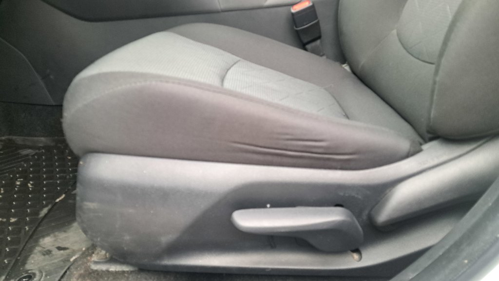 2024 Toyota RAV4 LE-6