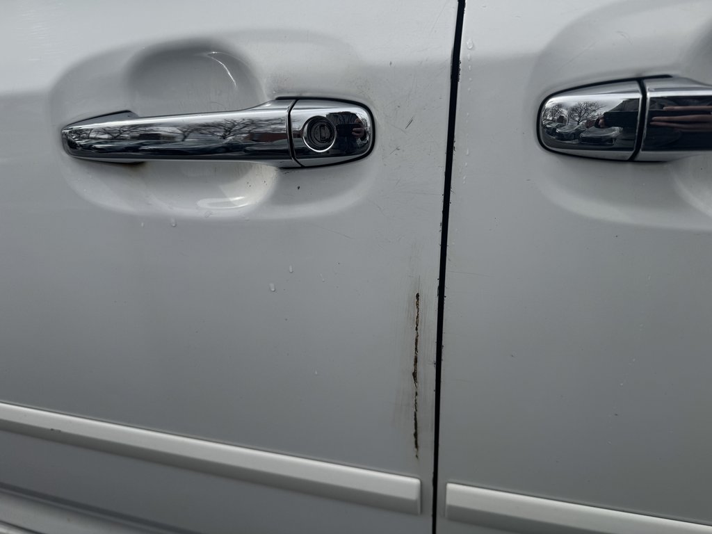 2013 Toyota Sienna SE-3