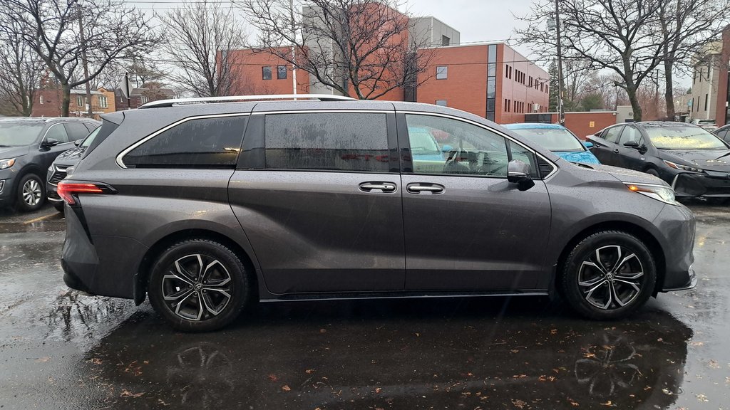 2025 Toyota Sienna Limited-2