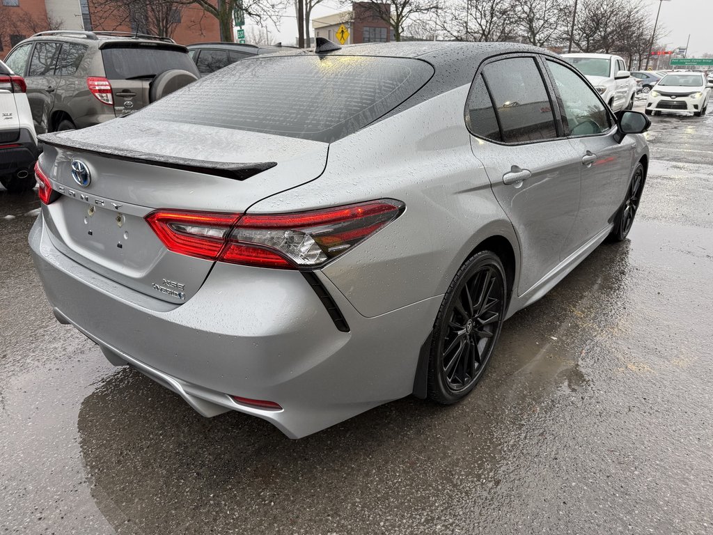 Toyota Camry Hybrid XSE 2021-4