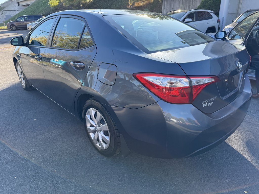 Toyota Corolla LE 2015-3