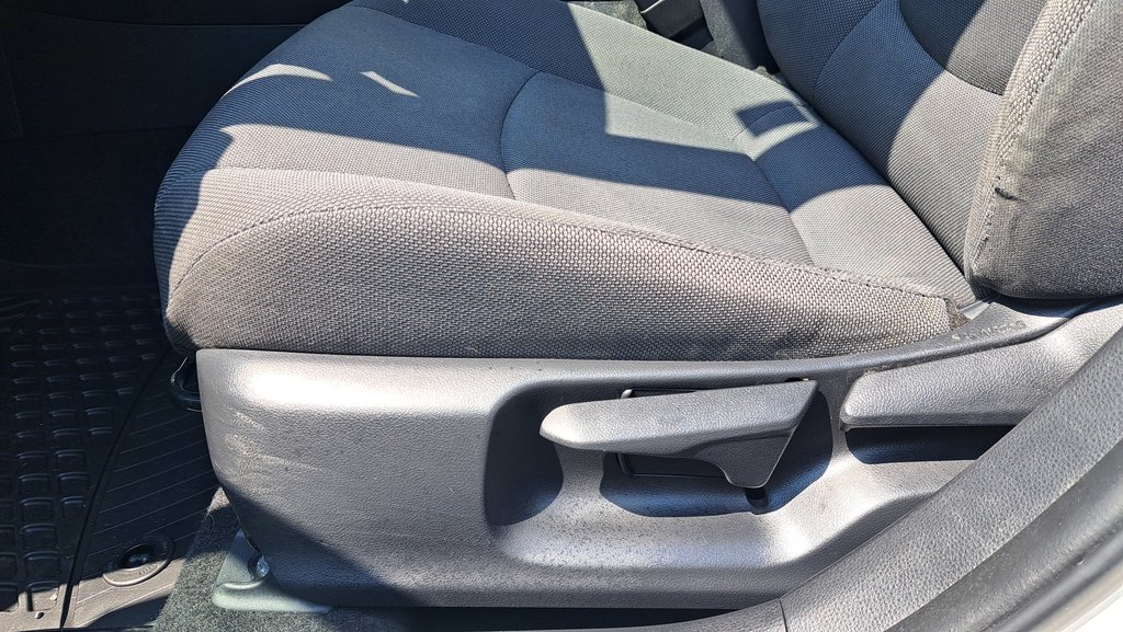 Toyota Corolla L 2021-6