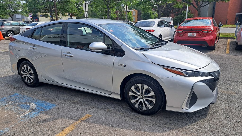 Toyota Prius Prime  2020-1