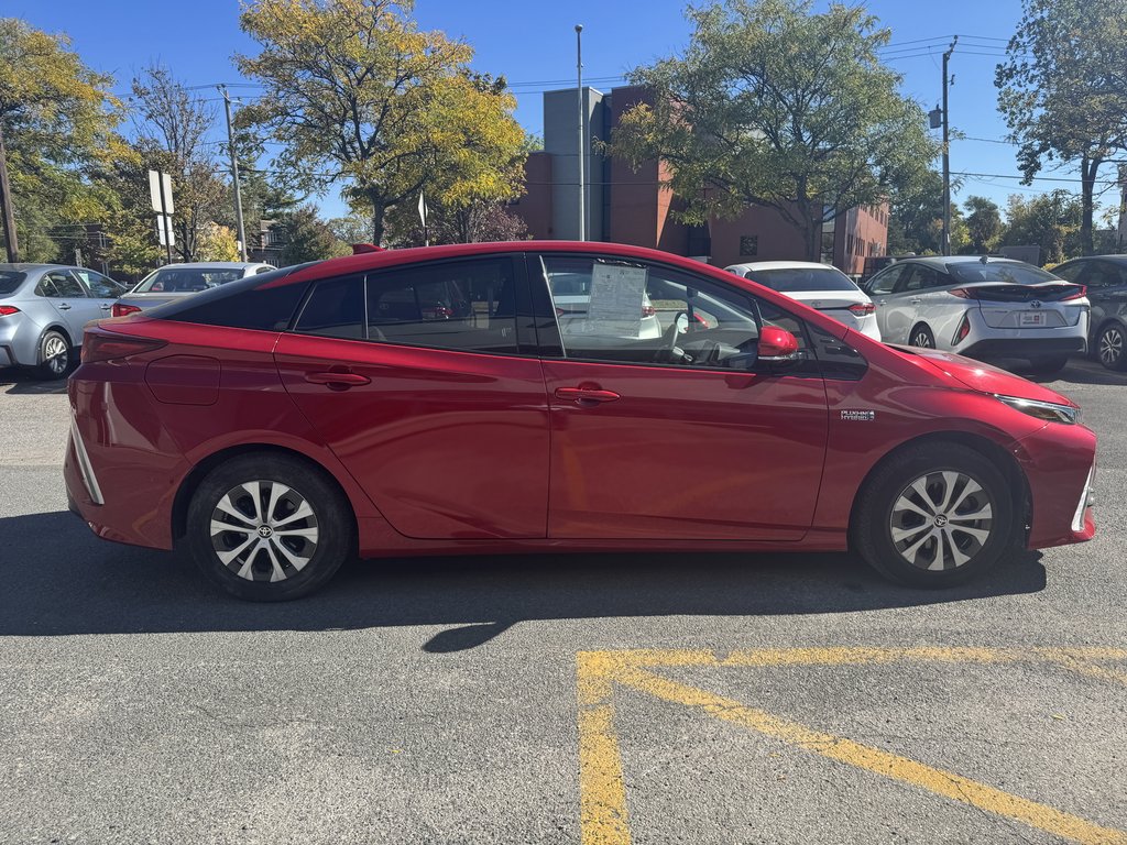 Toyota Prius Prime Upgrade 2020-5