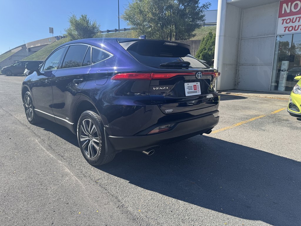 2021 Toyota Venza LE-2