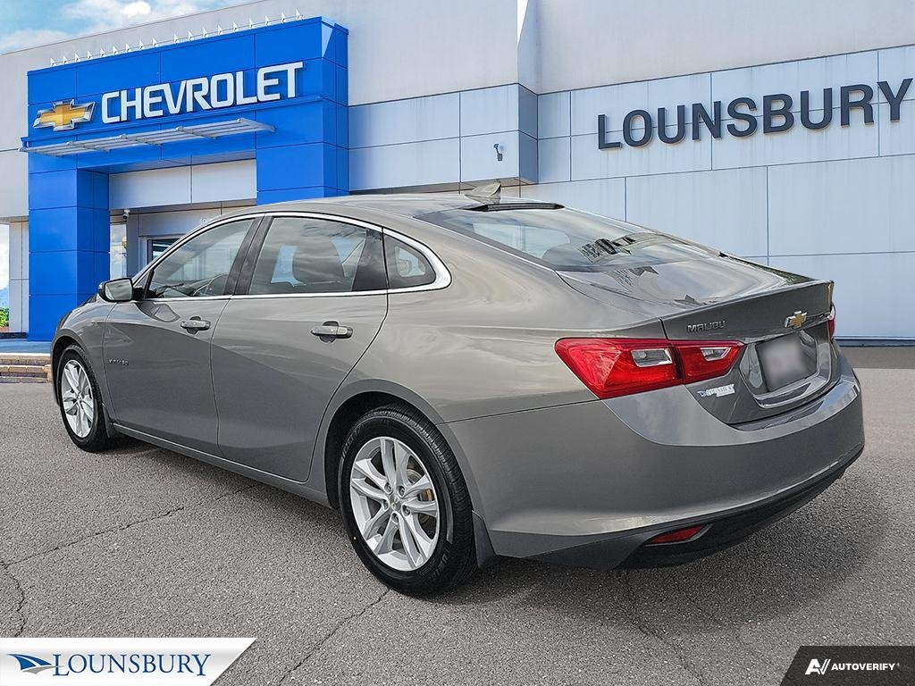 2017 Chevrolet Malibu in Dalhousie, New Brunswick - 4 - w1024h768px