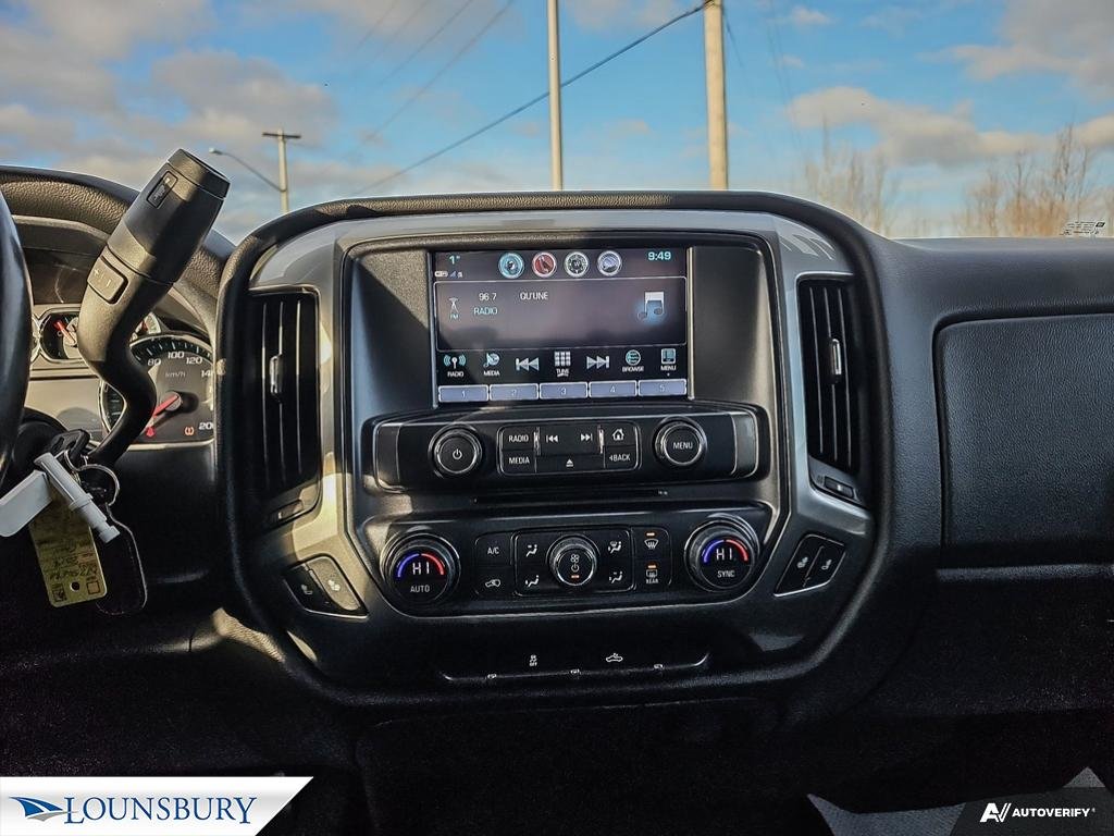 2018 Chevrolet Silverado 1500 in Dalhousie, New Brunswick - 11 - w1024h768px