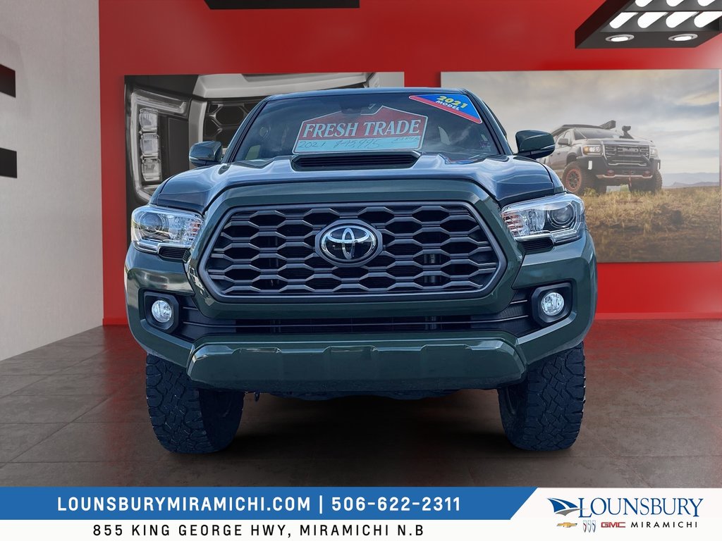 Toyota Tacoma 4WD  2021 à Miramichi, Nouveau-Brunswick - 2 - w1024h768px