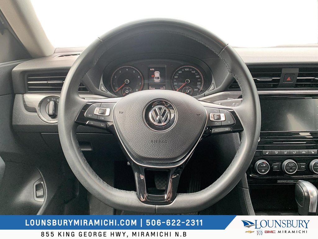 Volkswagen Passat  2021 à Miramichi, Nouveau-Brunswick - 11 - w1024h768px