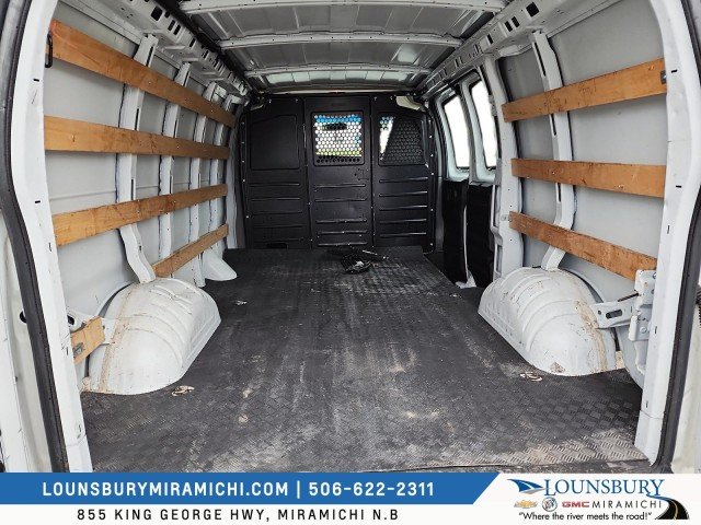 2019 GMC Savana Cargo Van in Miramichi, New Brunswick - 14 - w1024h768px