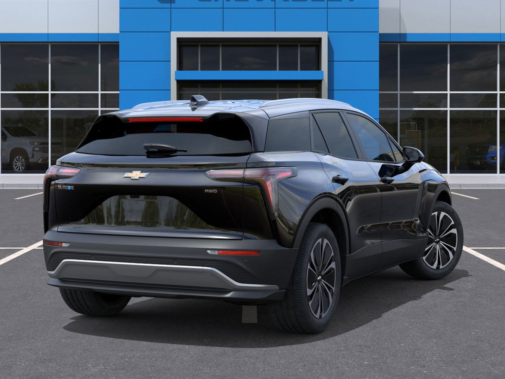 2025 Chevrolet BLAZER EV eAWD 4LT (4LT) in Saint-Hyacinthe, Quebec - 4 - w1024h768px