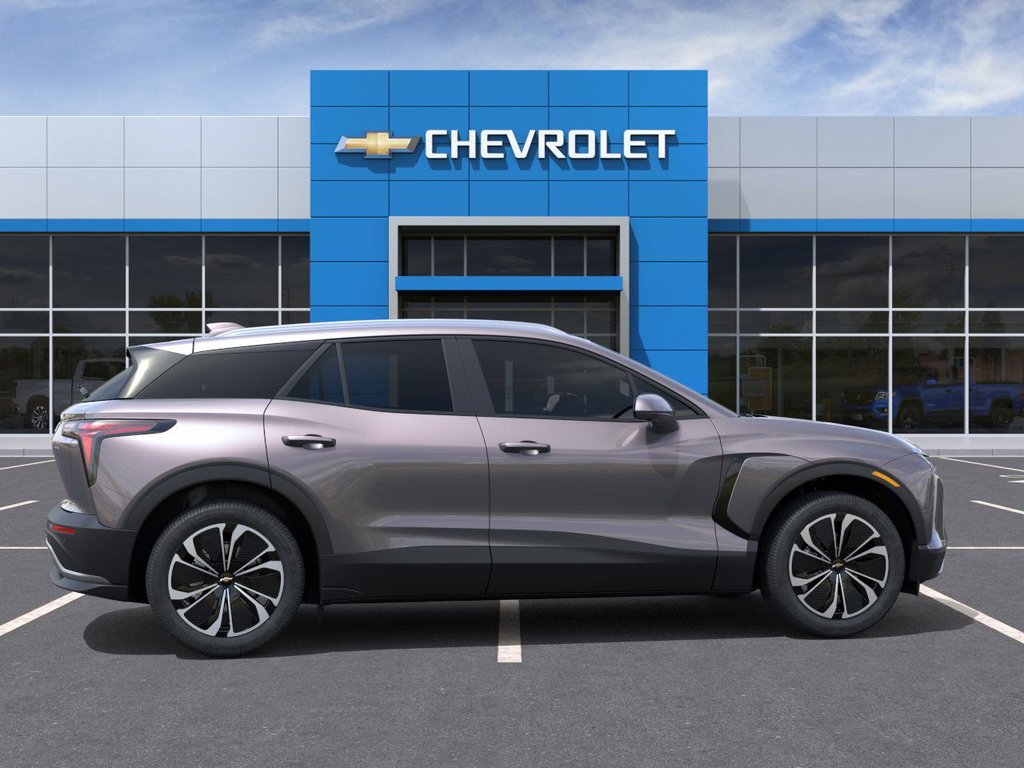 Chevrolet BLAZER EV eAWD 4LT (4LT)  2025 à Saint-Hyacinthe, Québec - 5 - w1024h768px