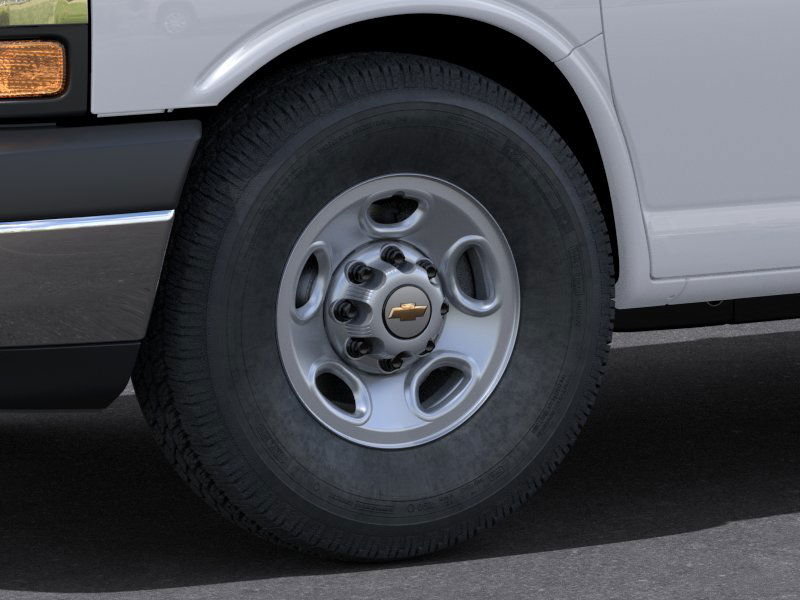 2024 Chevrolet Express Cargo 2500 in Saint-Hyacinthe, Quebec - 9 - w1024h768px