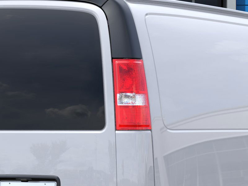 2024 Chevrolet Express Cargo 2500 in Saint-Hyacinthe, Quebec - 11 - w1024h768px