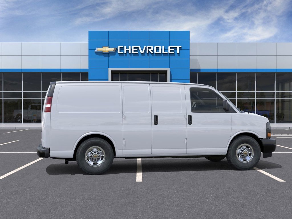 2025 Chevrolet Express Cargo 2500 in Saint-Hyacinthe, Quebec - 5 - w1024h768px